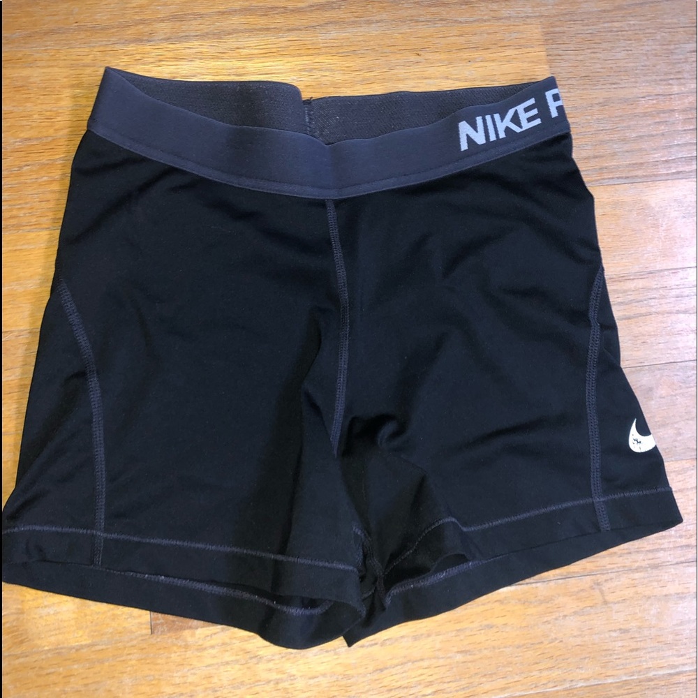 Black NIKE pros